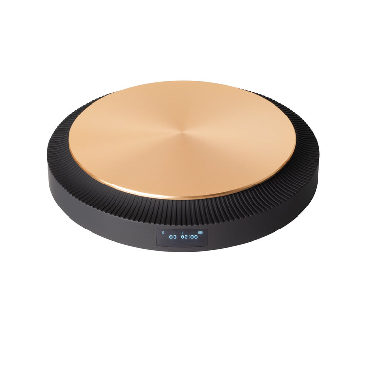 Trettitre Bluetooth CD player in black and gold finish, featuring a minimalist design and refined, lossless sound quality.